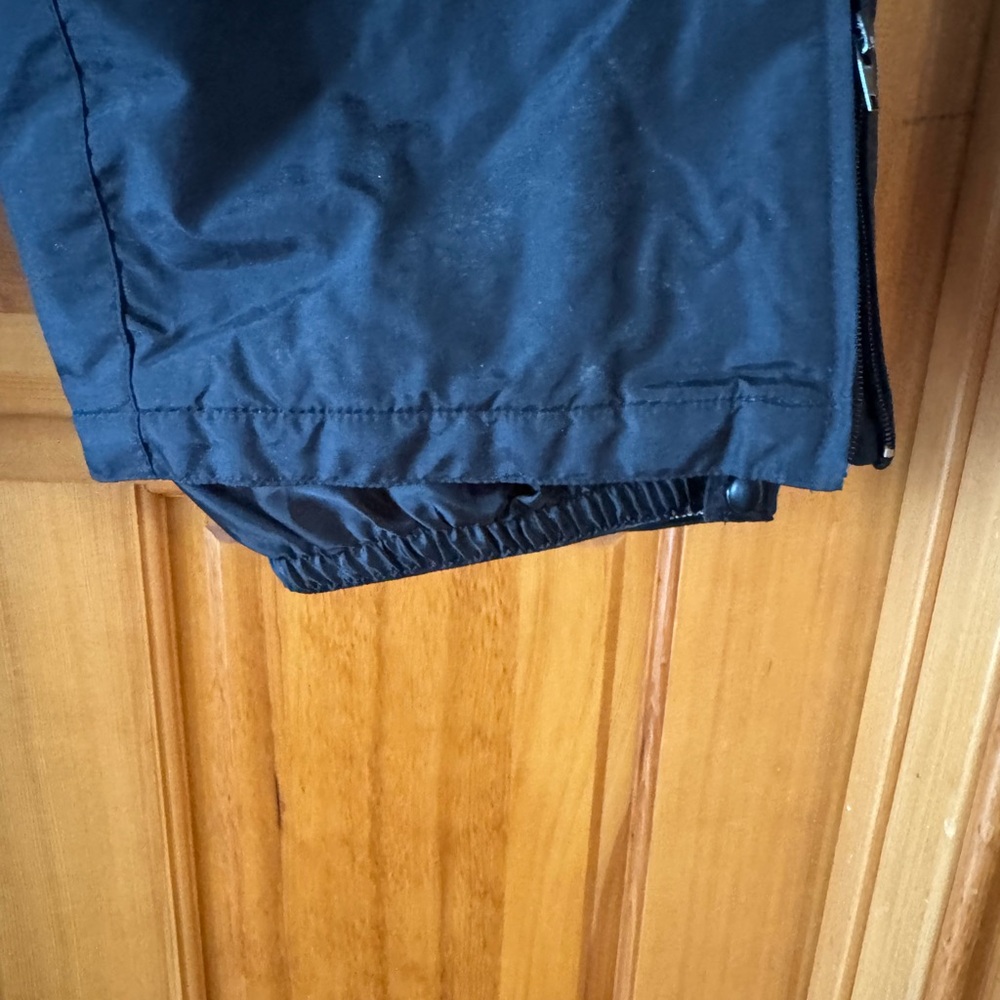 Men's Black Cargo Snow Pants - Picture 3 of 5